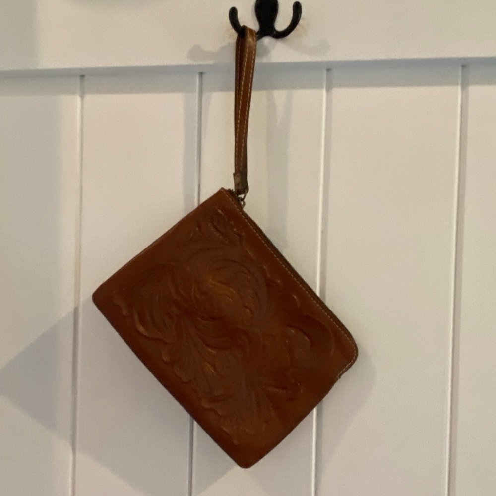Patricia Nash wristlet